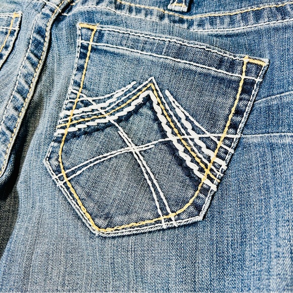 Ariat jeans Mid Rise Bootcut jeans medium wash stretchy women Size 28 - Picture 12 of 13